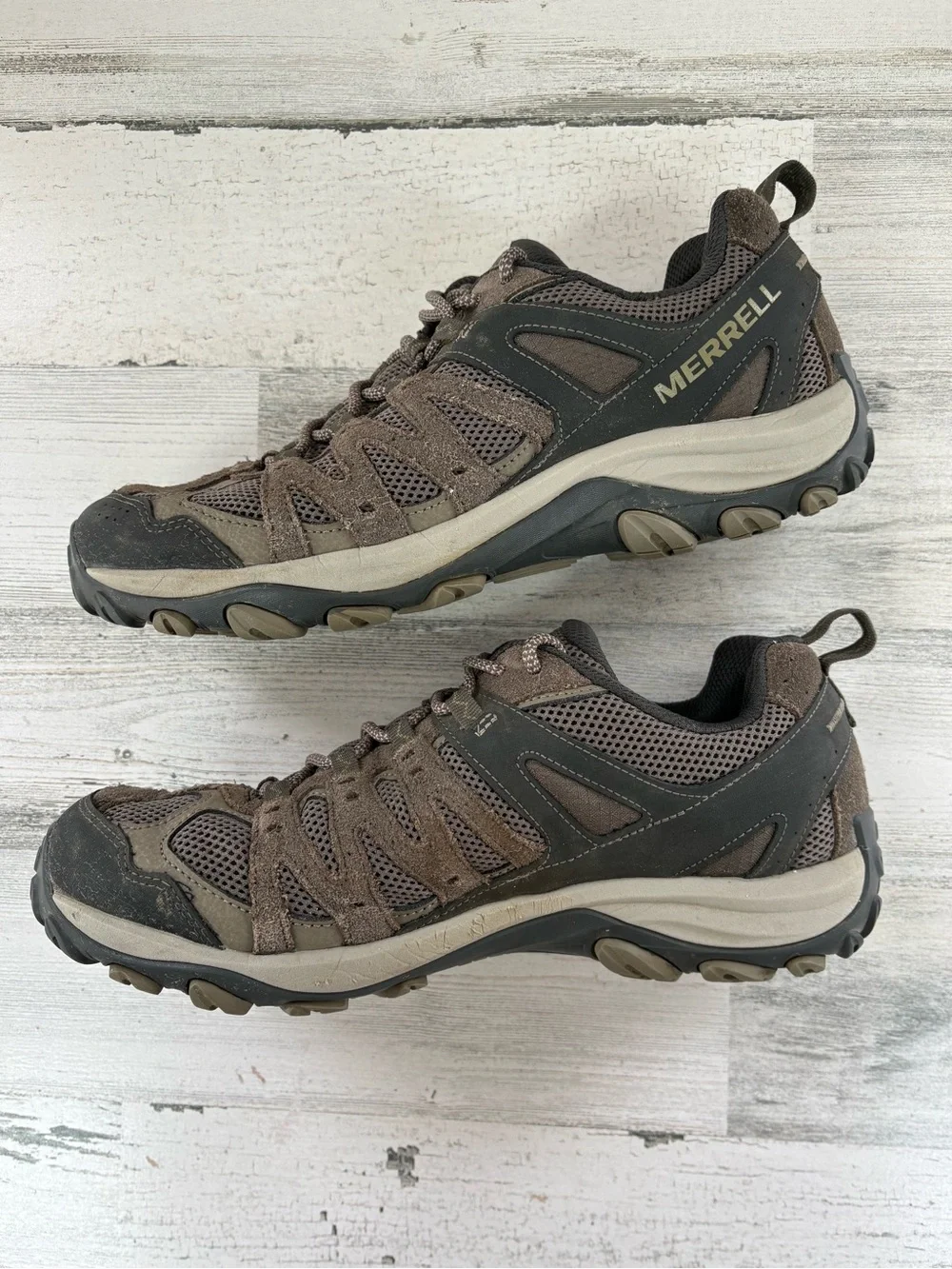 Merrell Men’s Size 10 Accentor 3 Low Top Lace Up Hiking Shoes In Boulder Brown